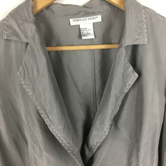 Newport News Gray Silk Jacket. - Picture 6 of 10